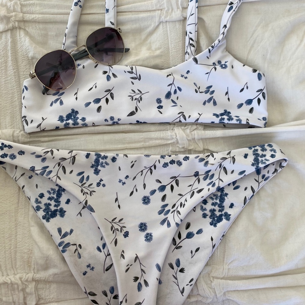 Floral bikini